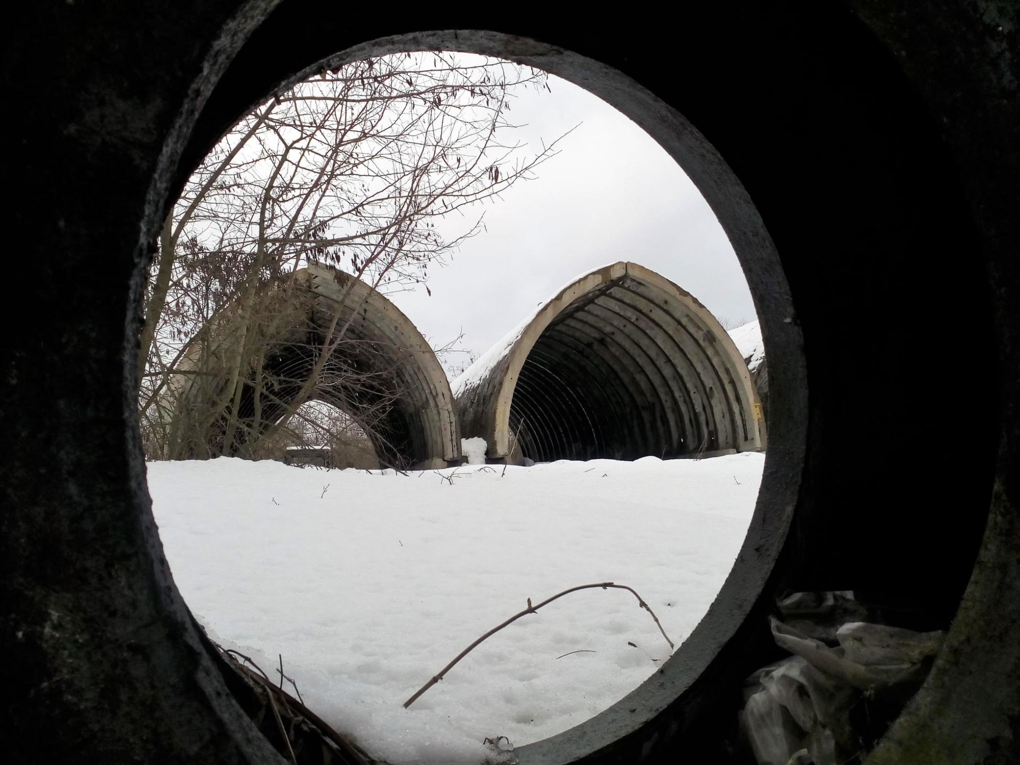 У Дніпрі знайшли покинутий військовий об'єкт: був засекречений багато років (фото)