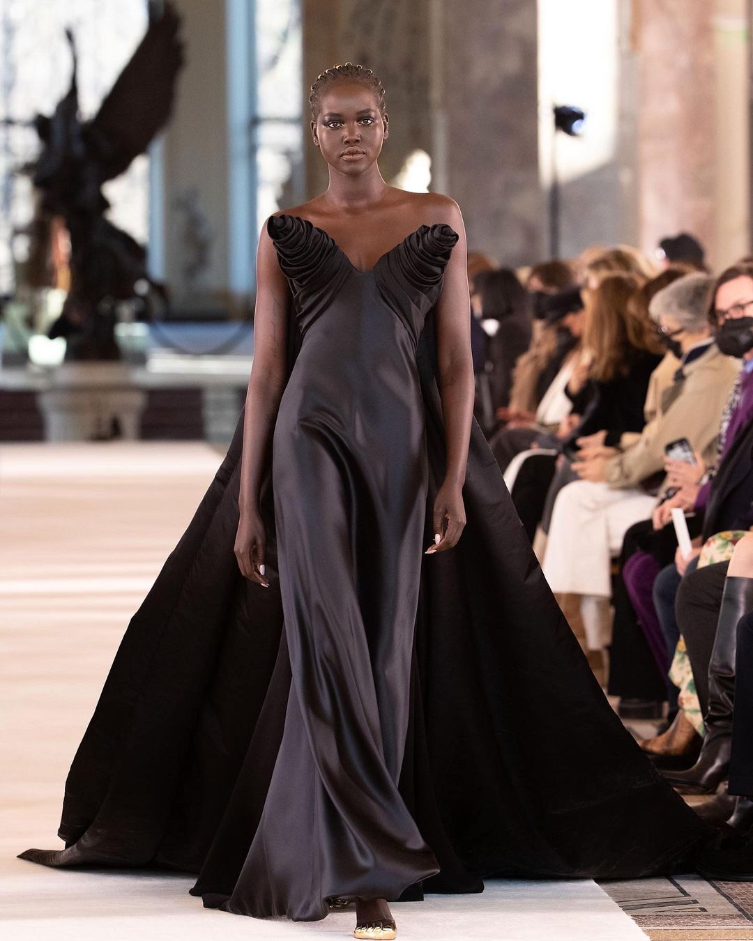 Тиждень високої моди в Парижі: як пройшли покази Schiaparelli, Dior та інших будинків