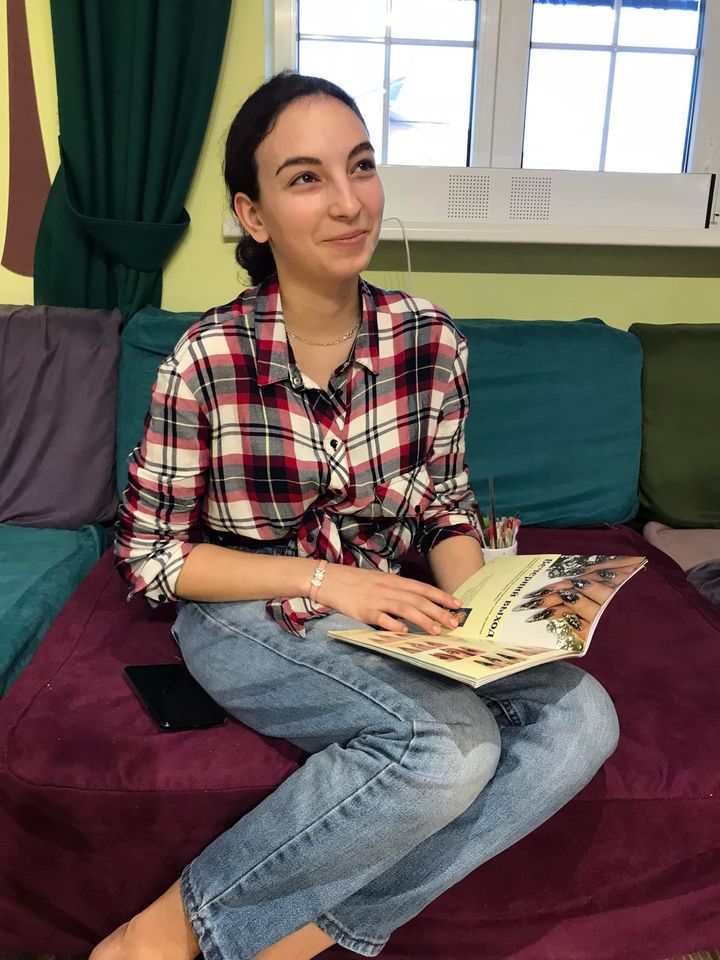 17-річну вагітну українку виставили на вулицю: історія важкої долі дівчини