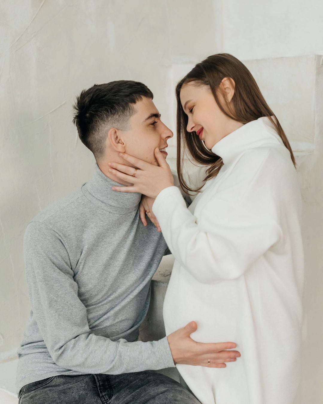 Скрывают правду: в каком состоянии девушка, которая потеряла сына и мужа в Днепре