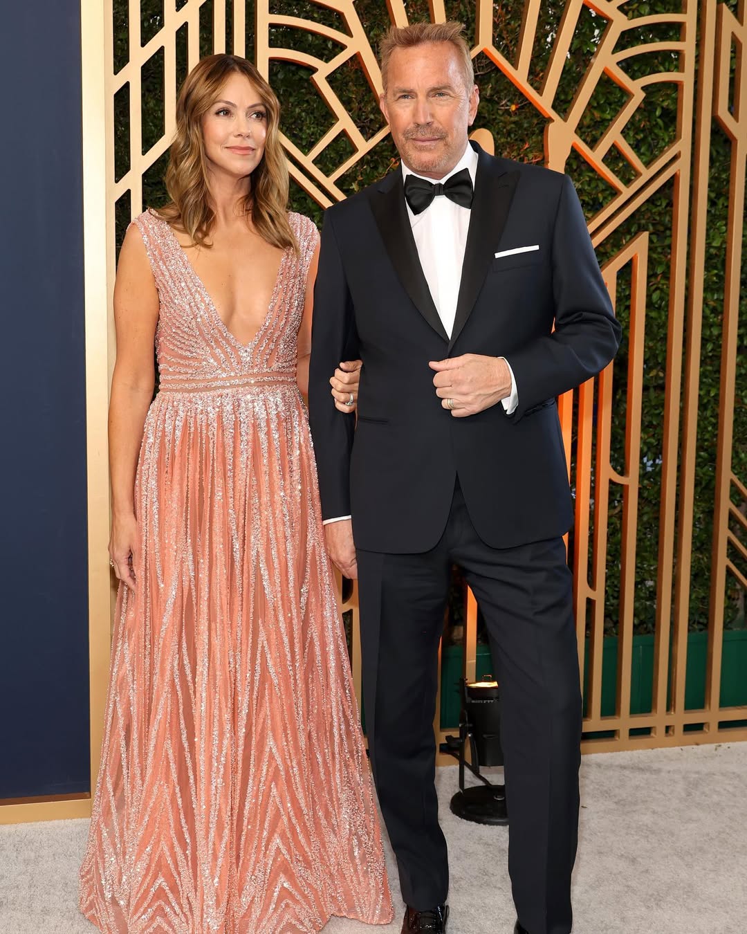 Как сейчас выглядит и живет Кевин Костнер - главный "телохранитель" Голливуда (фото)