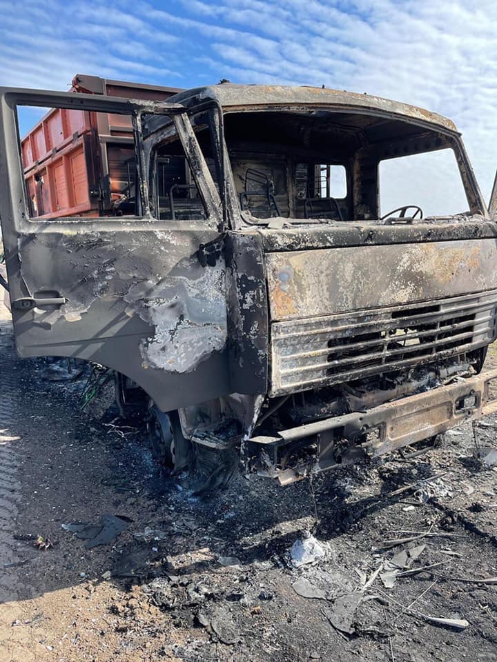 Українські десантники знищили диверсантів, які використовували цивільні авто (фото)