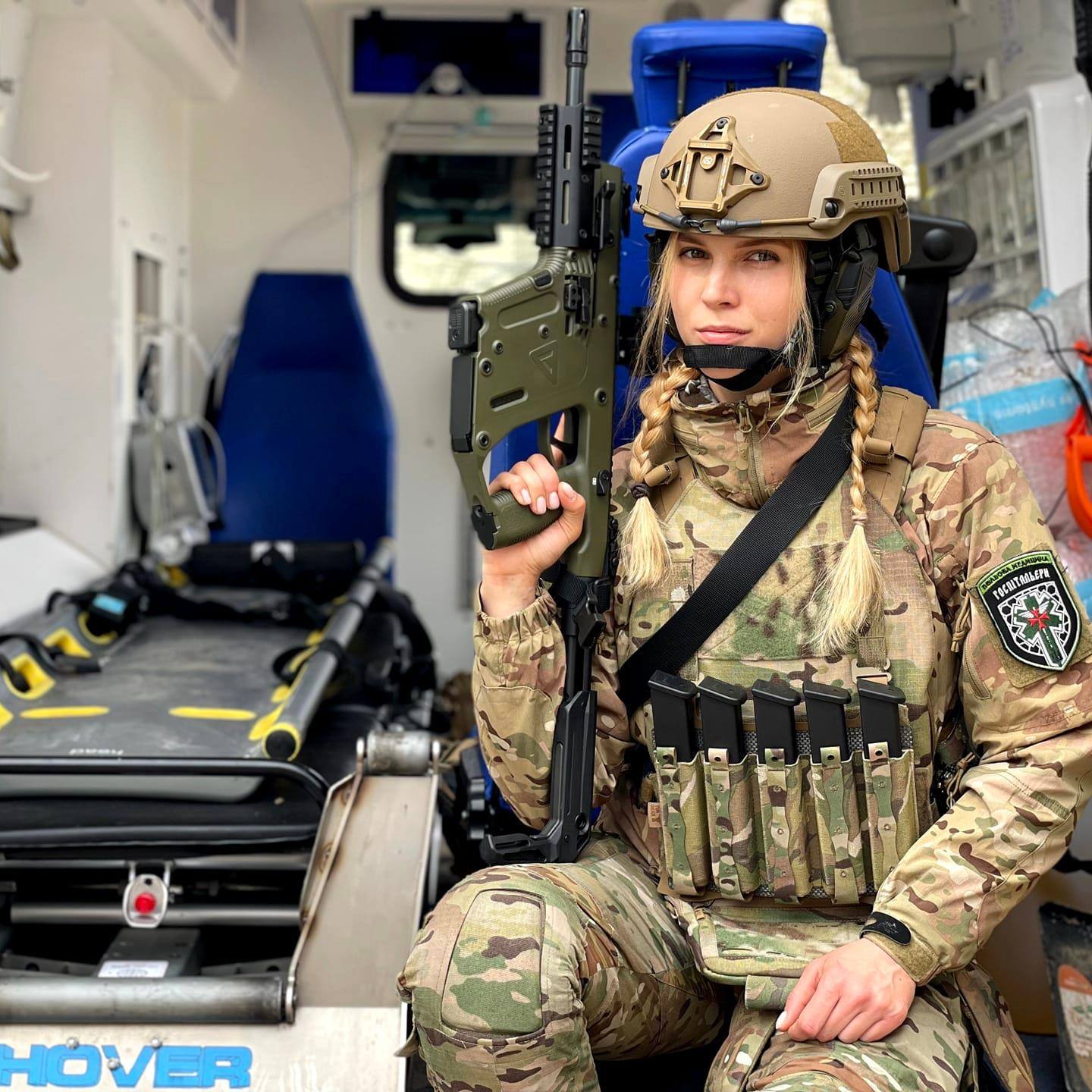 Посмотрите на эти фото сильных украинок, которые помогают, защищают и оберегают нашу страну