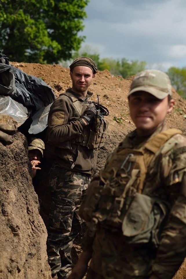 "В их глазах и душах ясность": Залужный показал лица героев, на которых держится Украина