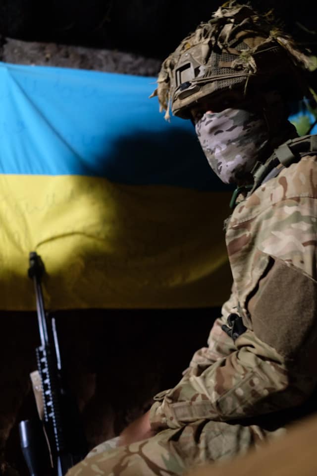 "В их глазах и душах ясность": Залужный показал лица героев, на которых держится Украина