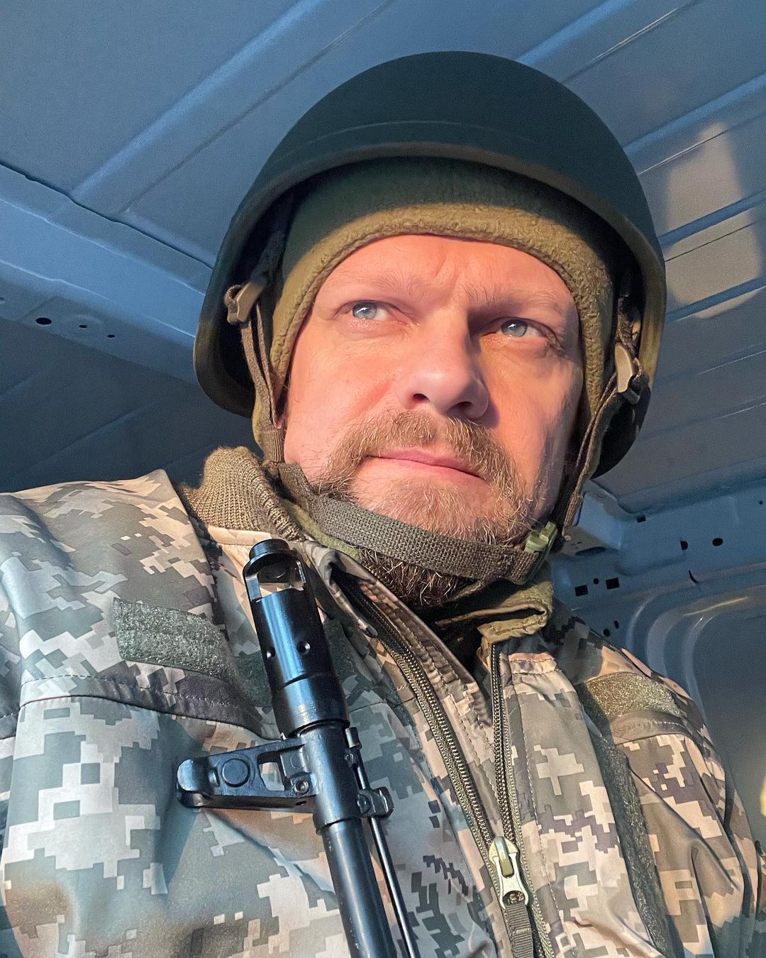 Як зараз виглядає Гарік Бірча - військовослужбовець і зірка серіалу "Віталька" (фото)