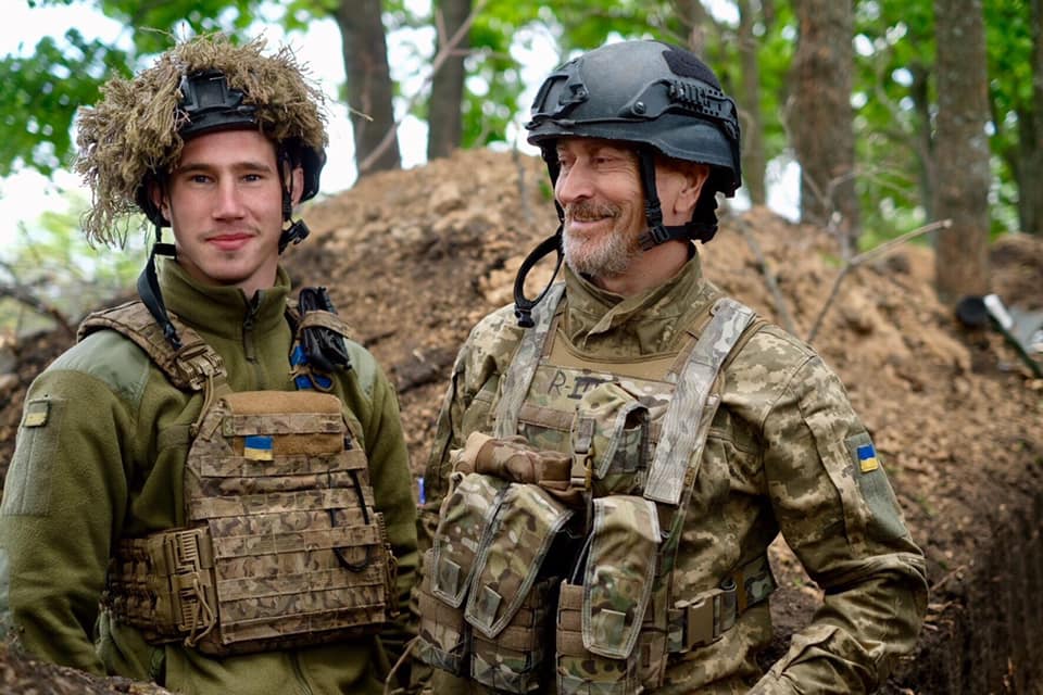 "В их глазах и душах ясность": Залужный показал лица героев, на которых держится Украина