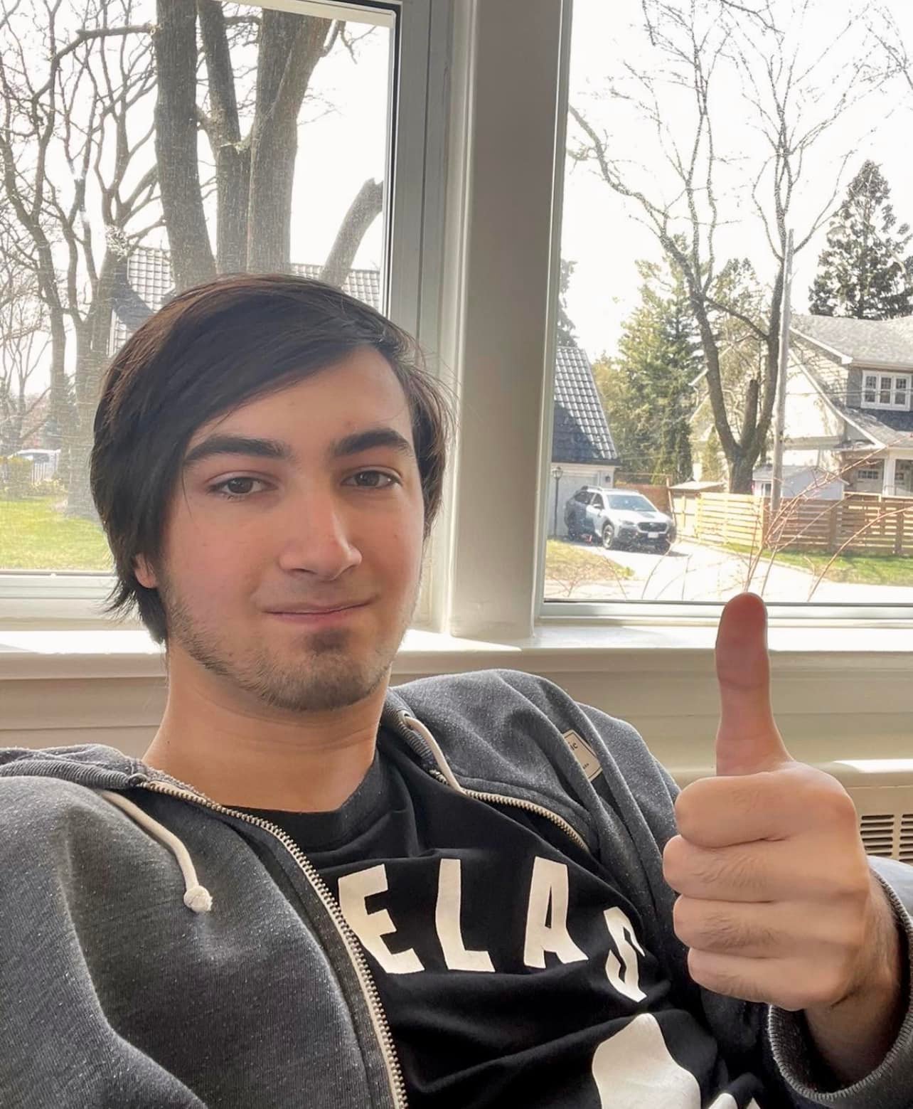 17-летний внук Ющенко уехал из Канады, чтобы учиться в Украине: тайно поступил в киевский вуз