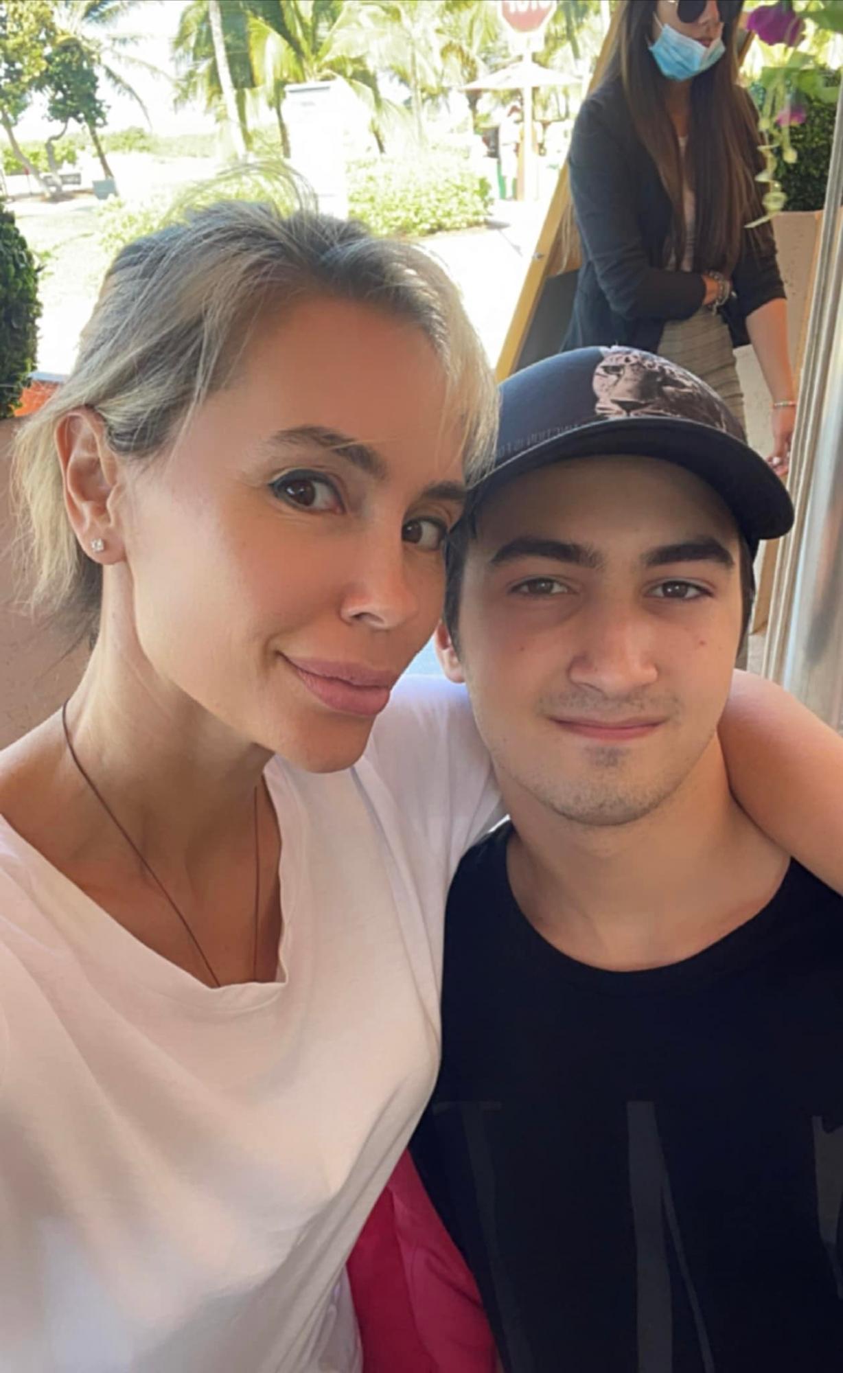 17-летний внук Ющенко уехал из Канады, чтобы учиться в Украине: тайно поступил в киевский вуз