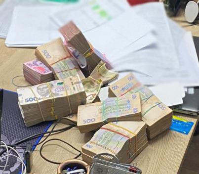 Власники відомої мережі ресторанів у Києві виводили гроші в Росію: що відомо