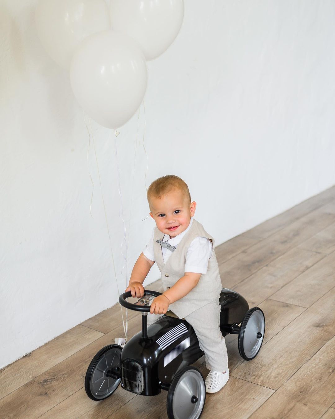 Павлик и Репяхова отпраздновали первый день рождения сына: милые фото