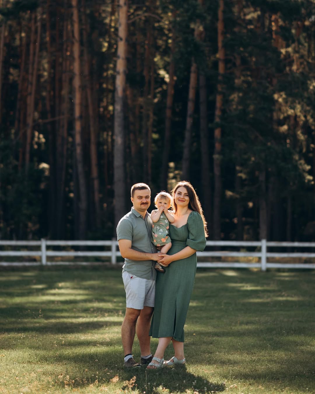 "Перед сном Олексій помив донечці волосся". Що відомо про дружину "Мунфіша" - героя, який віддав життя за Україну