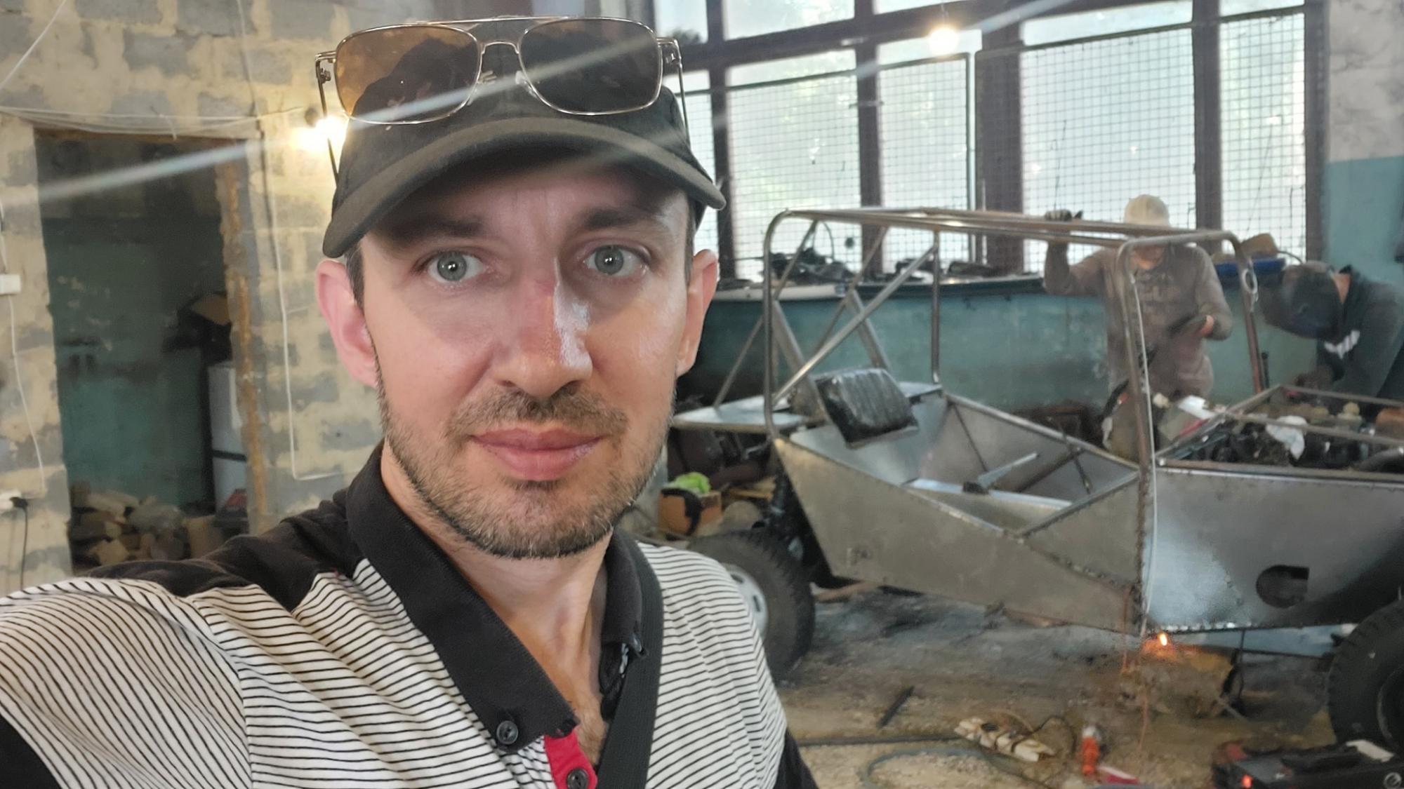 Украинский "Илон Маск" создал для военных багги за 2 тысячи долларов: как выглядит эта машина