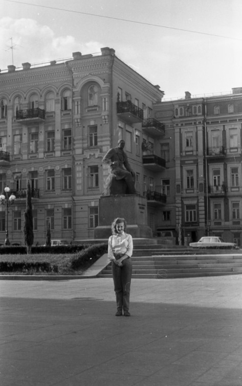 Смотрите, как менялся Киев в течение 30 лет: знаковые места на ярких фото