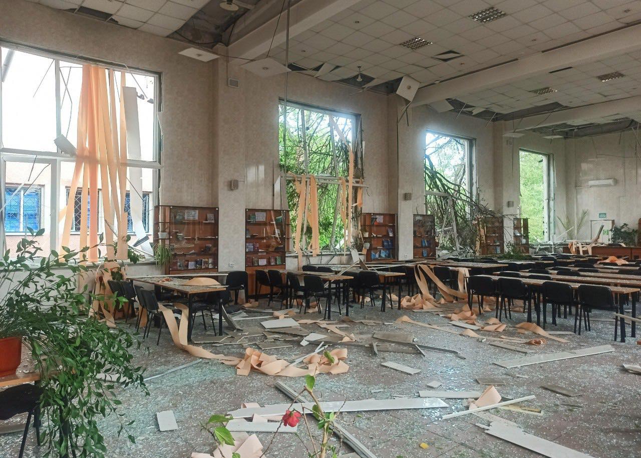 У Миколаєві відновили зруйнований росіянами топ-університет: фото до і після