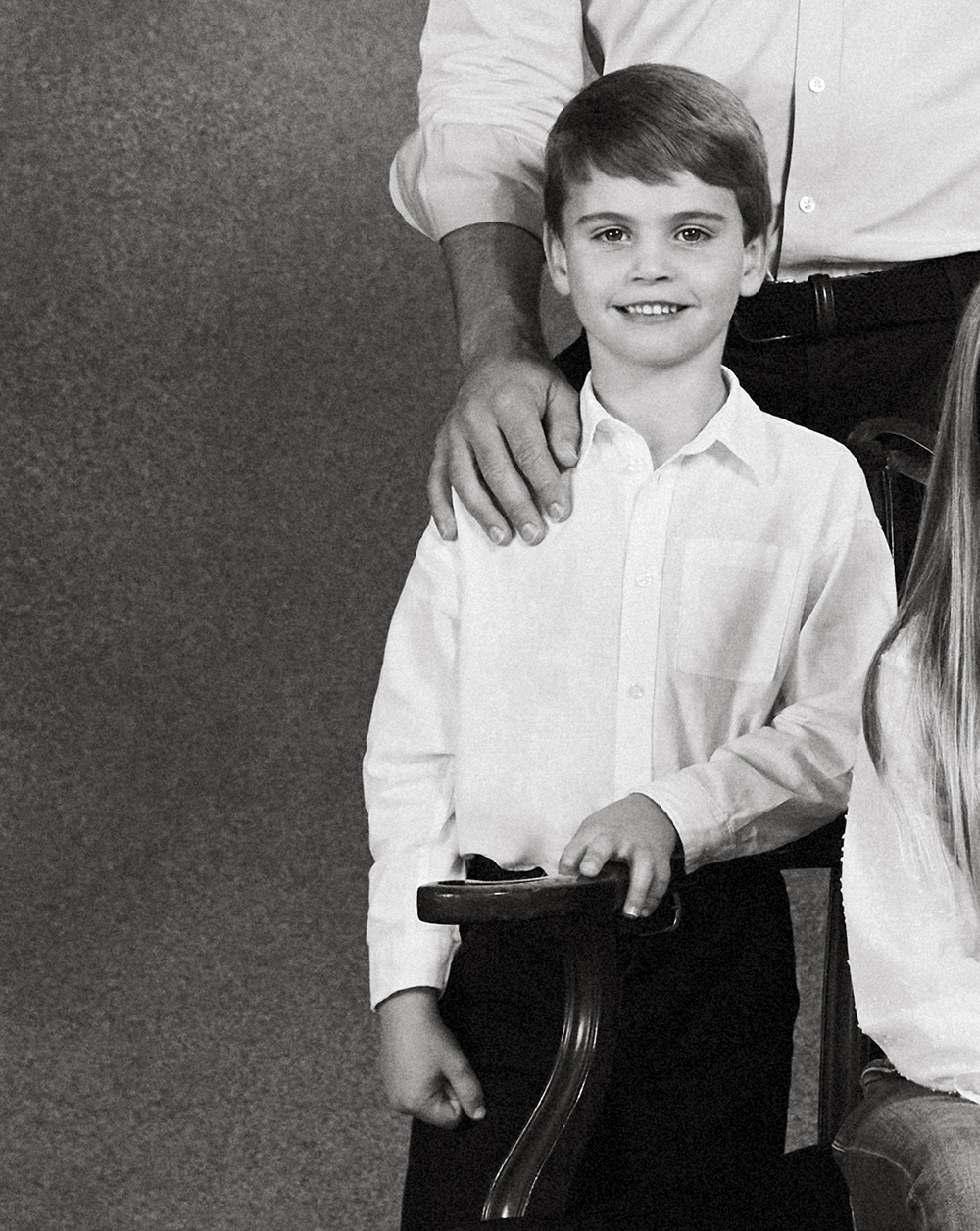 Зникають ноги і немає пальця: що не так з різдвяною листівкою Кейт Міддлтон і принца Вільяма (фото)