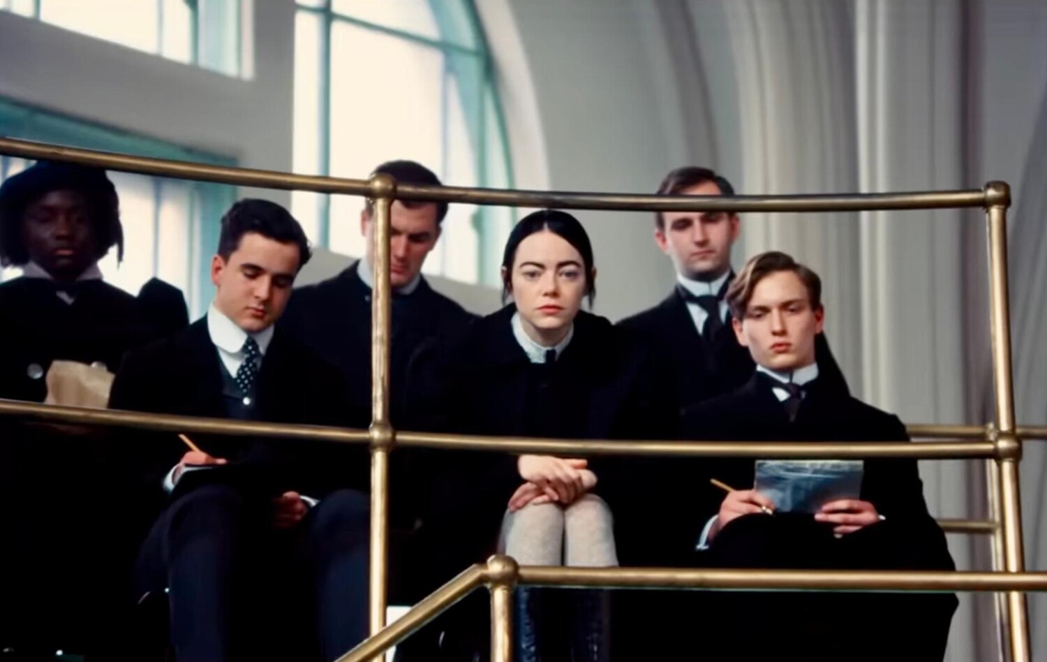 В чем главный феномен киноленты "Бедные создания"