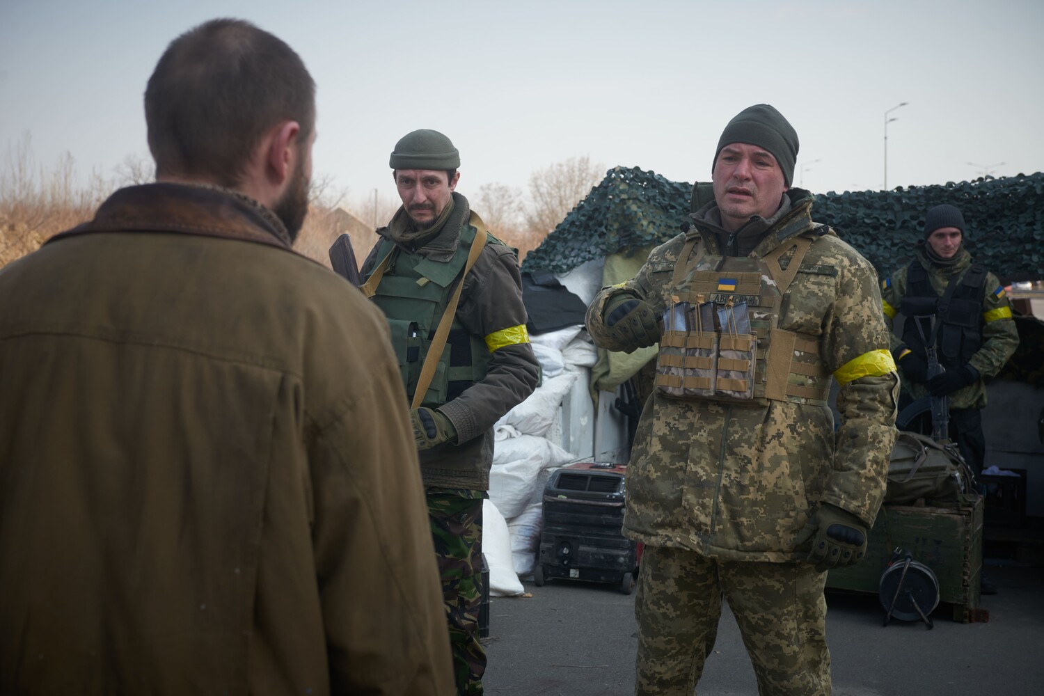 Первые дни: где смотреть сериал онлайн и интересные факты о нем