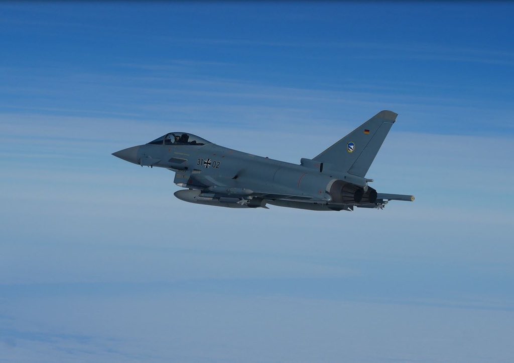 Німецькі винищувачі вперше перехопили російські літаки біля Латвії