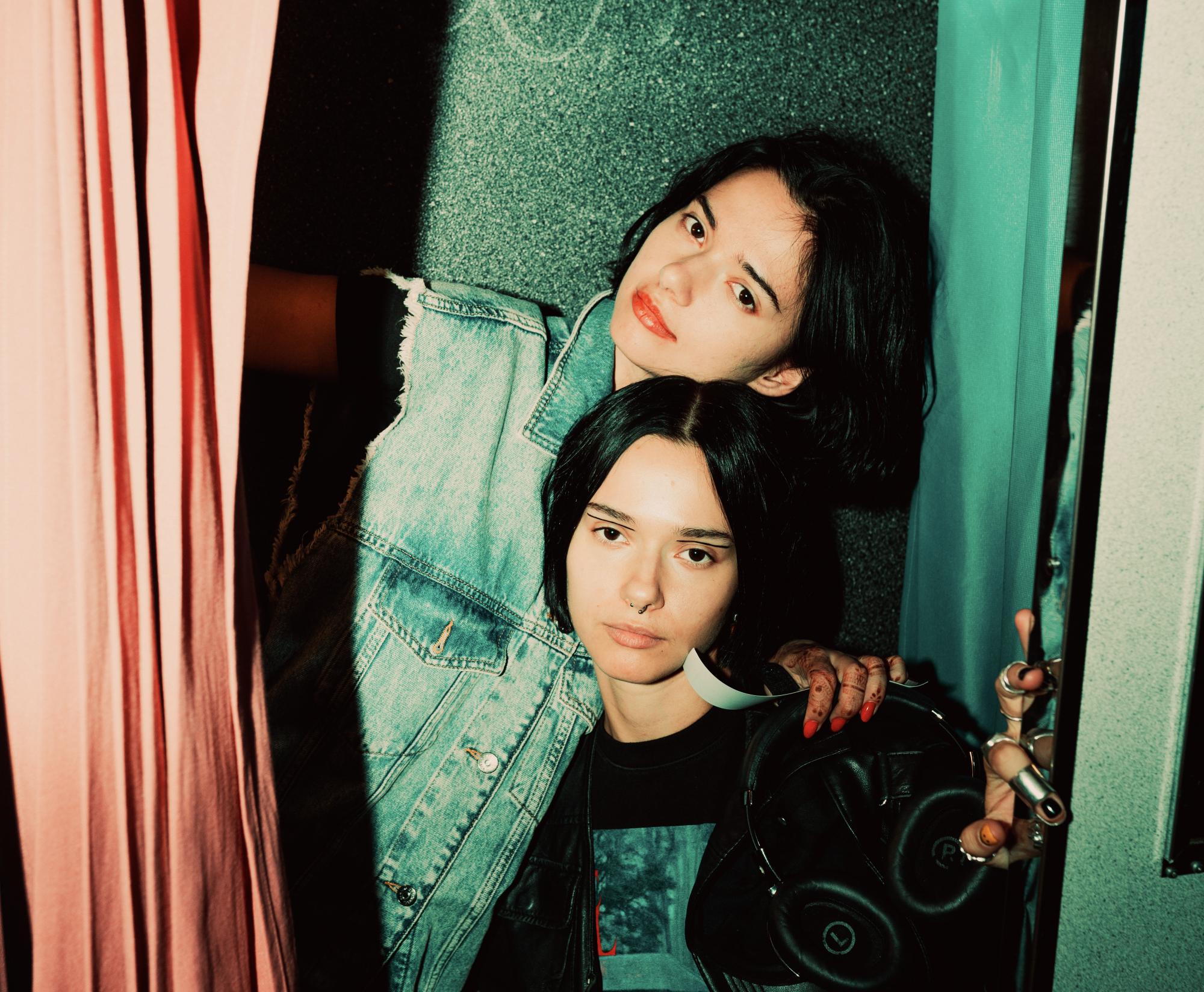 "Моя найкраща подружка і радник". Українські зірки поділились найтеплішими спогадами про маму