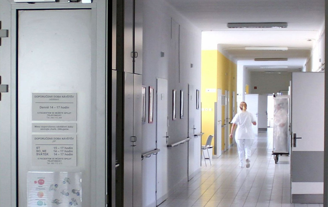 Складні правила. Чому українські лікарі досі не можуть лікувати пацієнтів у Чехії