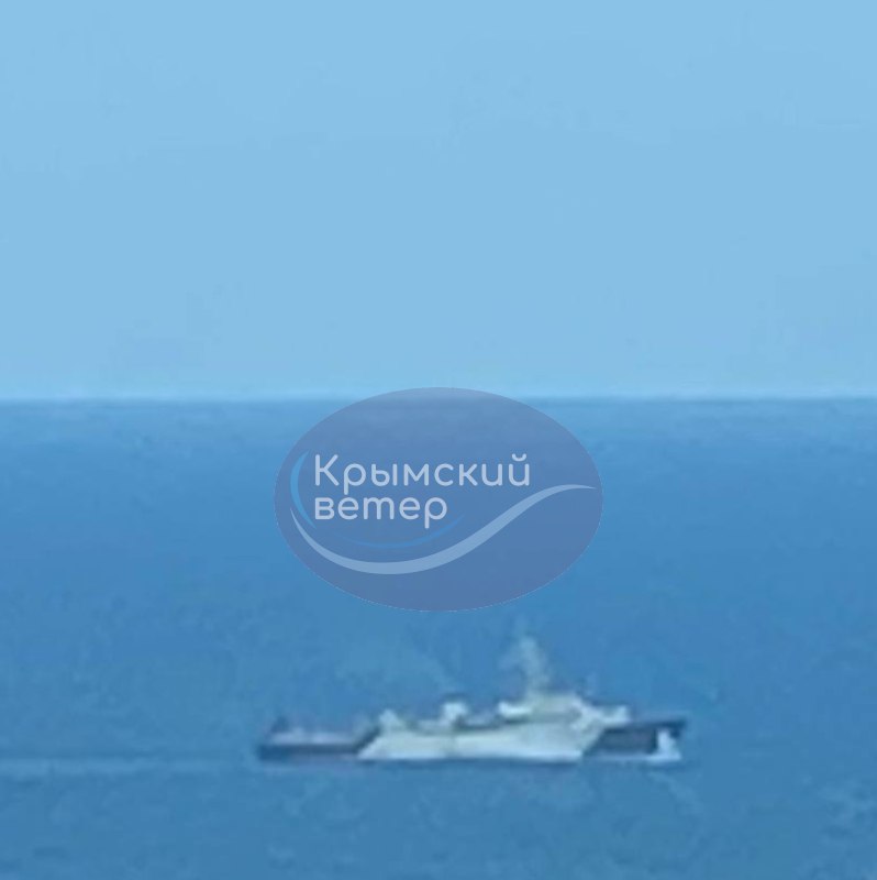 У Криму помітили російський корабель-розвідник "Іван Хурс". Навесні його підбили ЗСУ