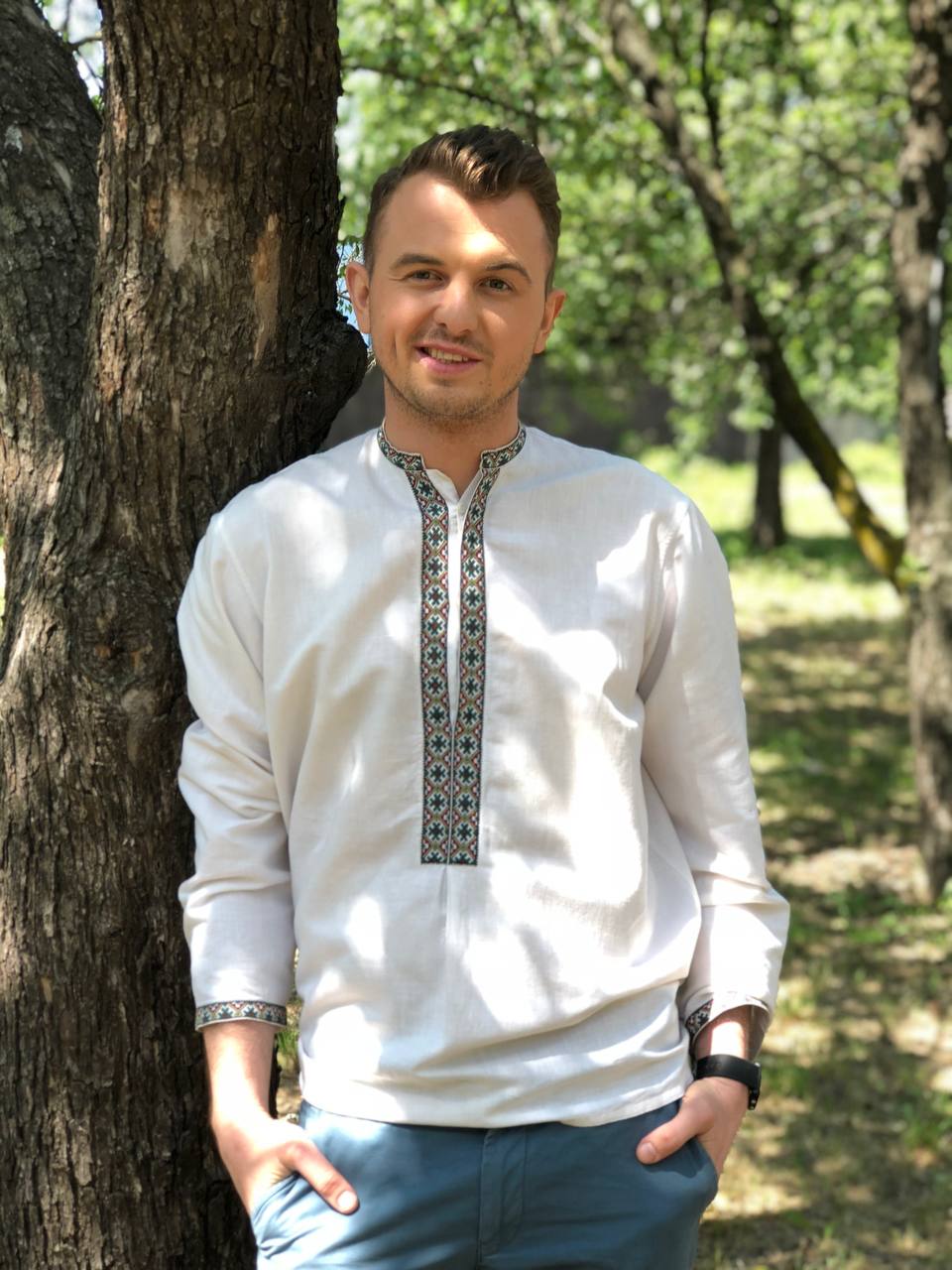 "Странно считать, что он неважен": Женя Янович рассказал о любви к украинскому языку