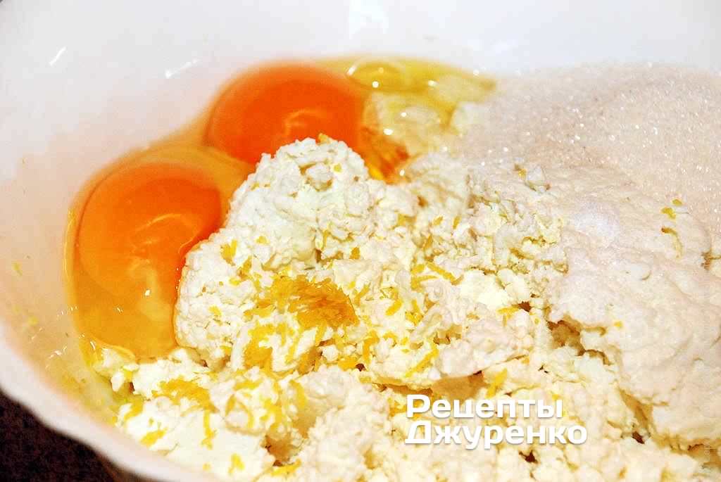 Кулинар поделился простым рецептом сырников, которые получаются всегда