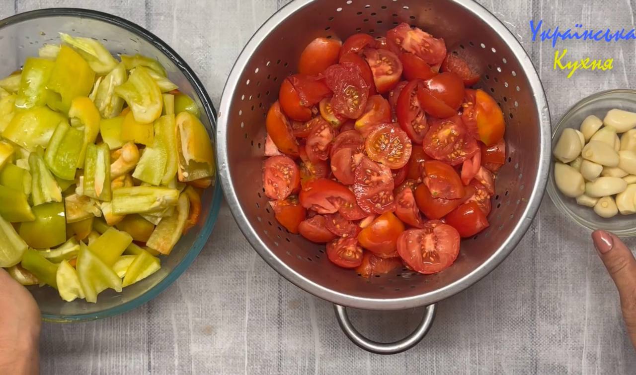 Смачна аджика на зиму без оцту та варіння: зберігає максимум вітамінів
