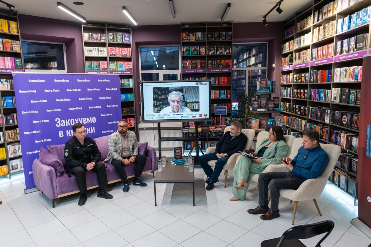 Книга об израильской операции "Залізні мечі": Юсов провел параллели с войной в Украине