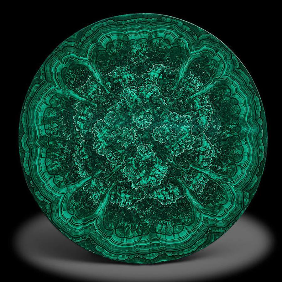 Експерт з дорогоцінних каменів проаналізував робоче місце Зеленського та розповів цікаві деталі