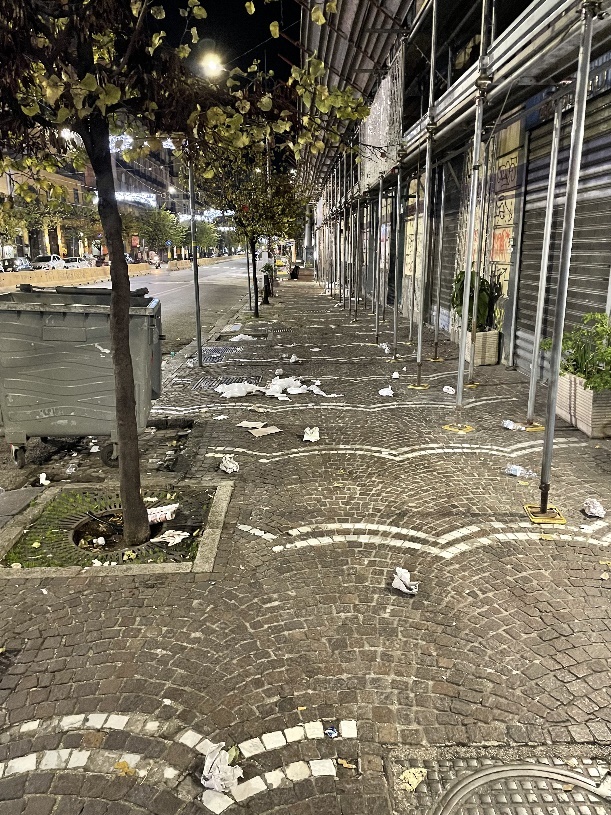 Мафия и воры на мотоциклах. Чего ждать в Неаполе - одном из опасных городов Италии