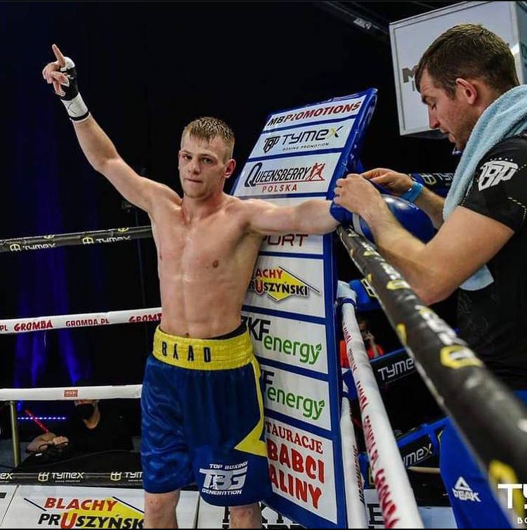 "Врятував людину і зрозумів, що я на своєму місці". Пожежник Владислав Гела про порятунок життів та роботу після ракетних ударів РФ