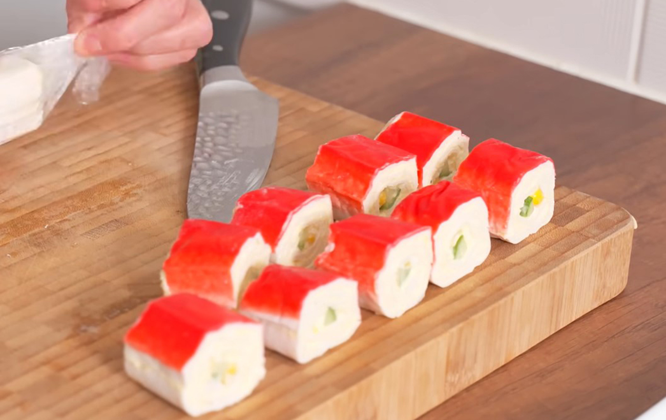 Смачніше за салат "з крабових паличок": неймовірна закуска за 5 хвилин