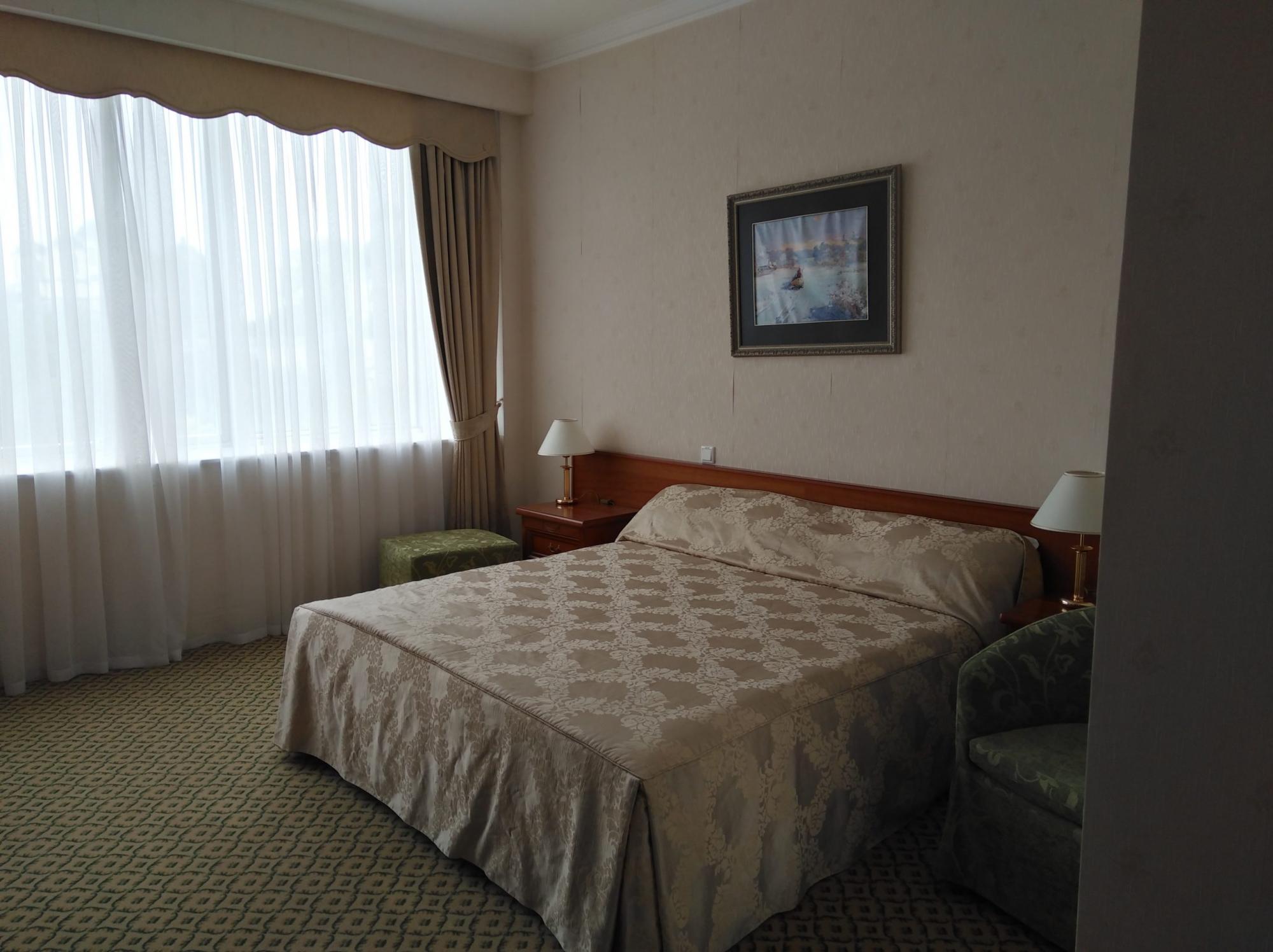 Гостиницу Кучмы, построенную для Путина и Лукашенко, выставили на аукцион: как она выглядит