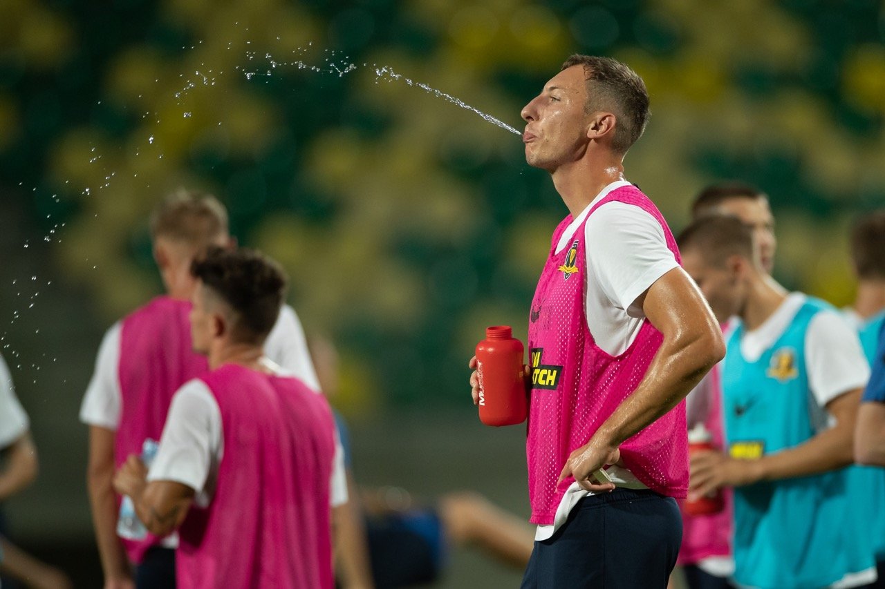 АЕК Ларнака – СК "Днепр-1": где смотреть и прогноз на матч квалификации Лиги Европы