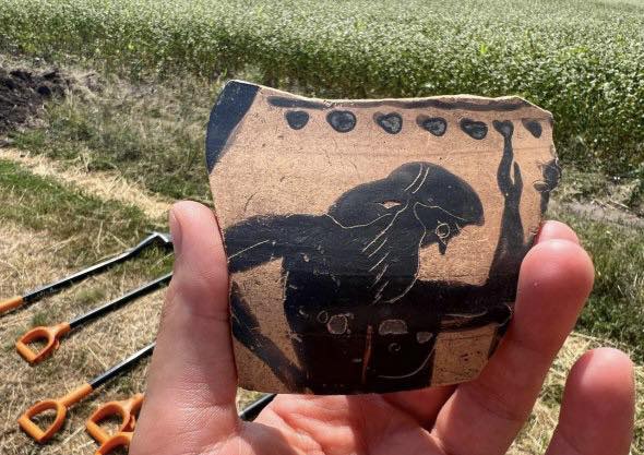 Под Полтавой нашли скифские артефакты и жилье эпохи бронзы, которому 3300 лет (фото)