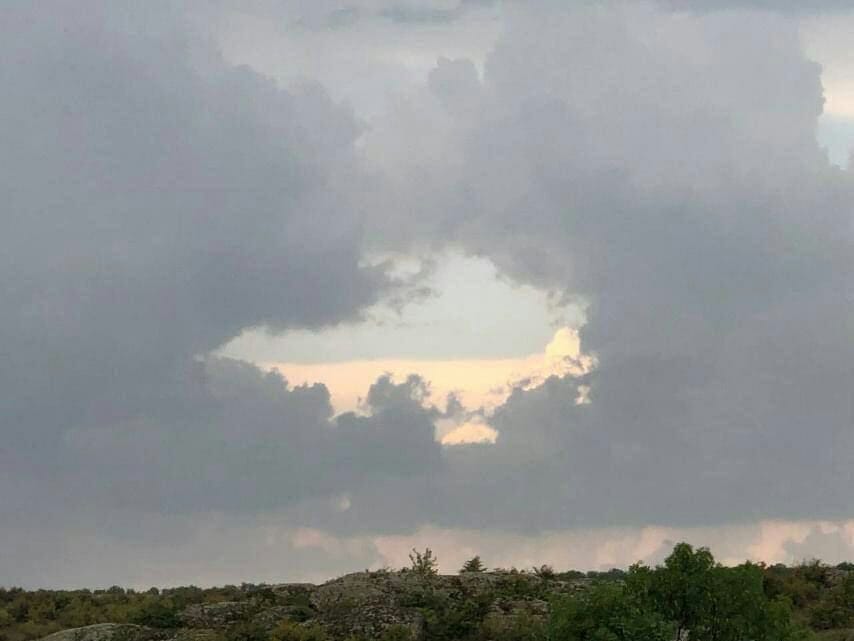 Зі звільненим Кримом і частиною Кубані: у небі над Україною побачили добрий знак