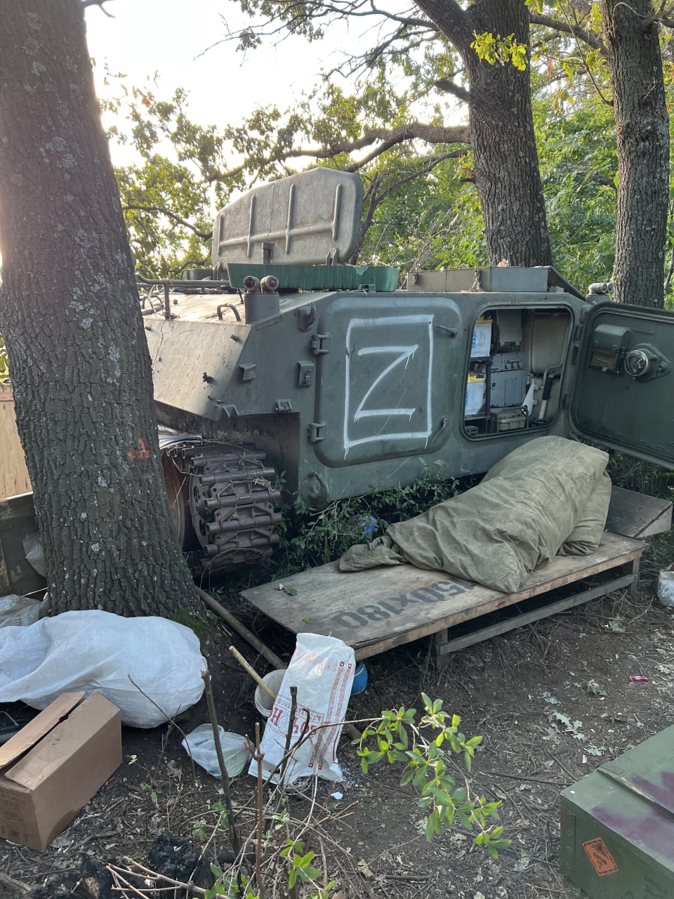 "Российский ленд-лиз": оккупанты массово оставляют ВСУ рабочую военную технику на сотни миллионов долларов