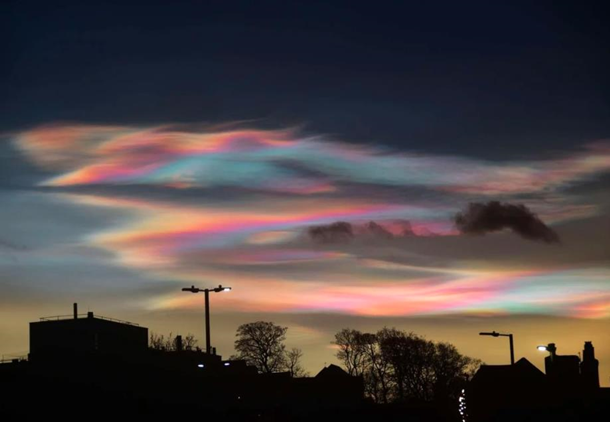 Над Арктикою з'явилися бензинові хмари: що це може означати