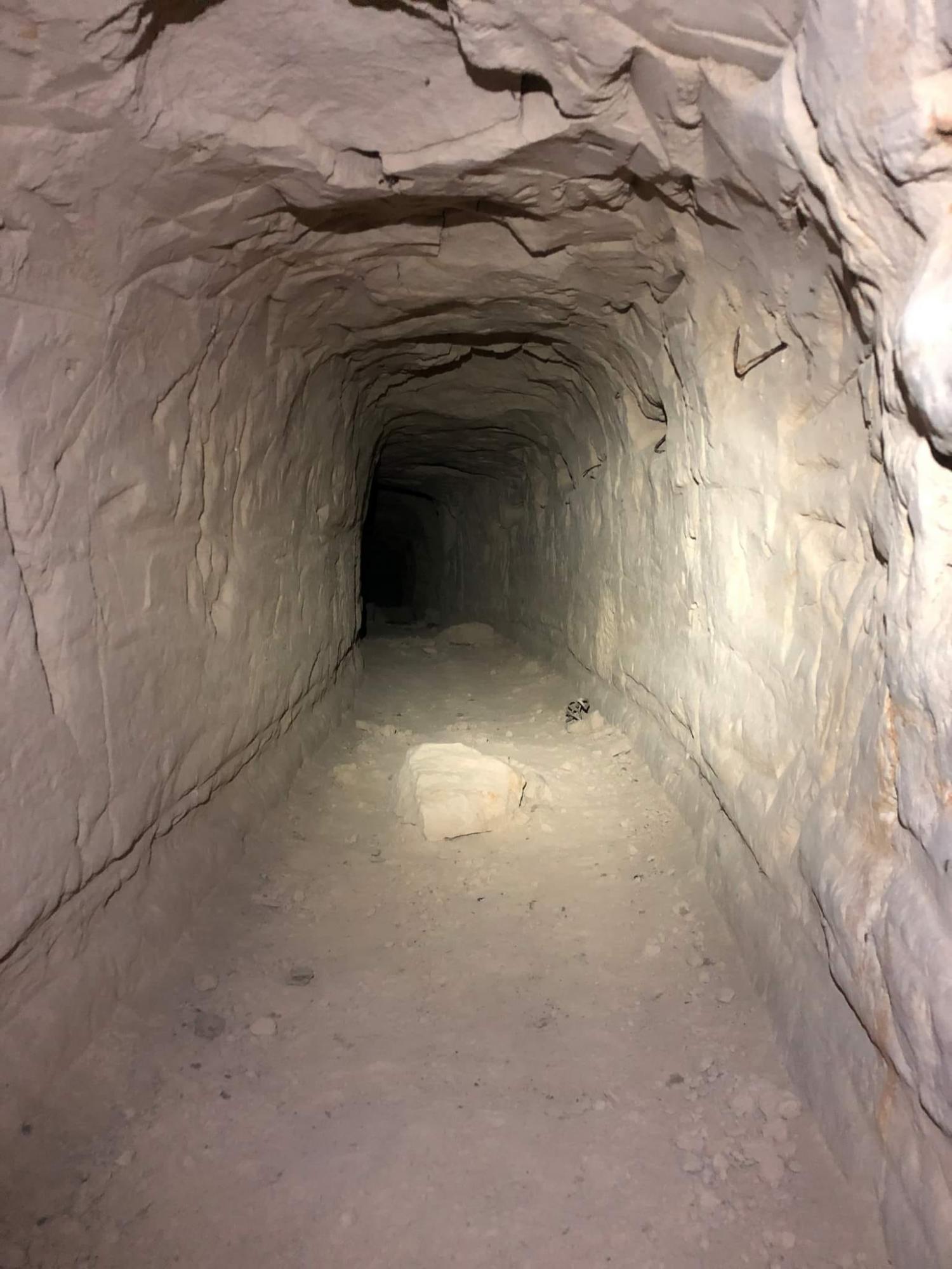 Нова київська таємниця: біля стін Софійського собору знайшли залишки загадкової будівлі (фото)