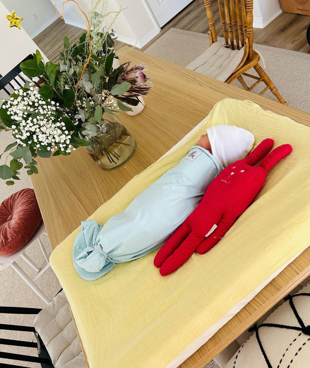 Дружина Бєднякова показала новонародженого сина та розповіла про складнощі