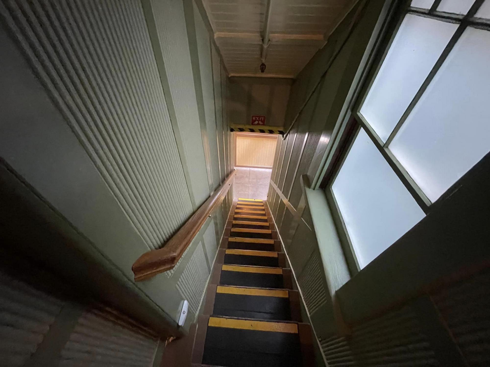 Украинец показал дом с лабиринтами для духов: захватывающие фото