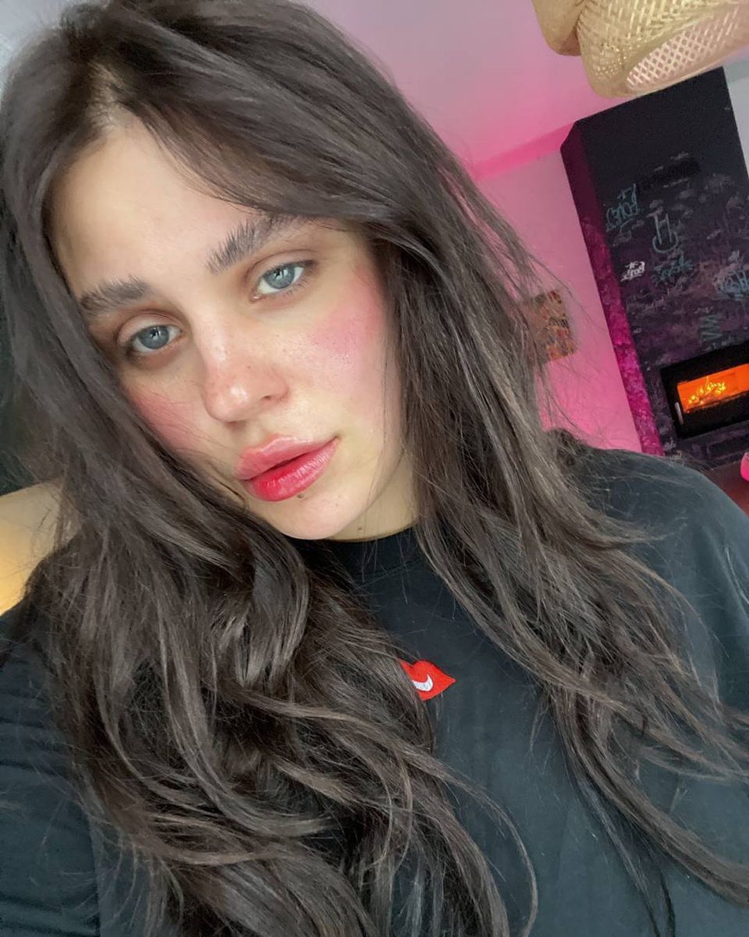 "Не впізнати": солістка гурту KAZKA показала, як самостійно пофарбувала волосся