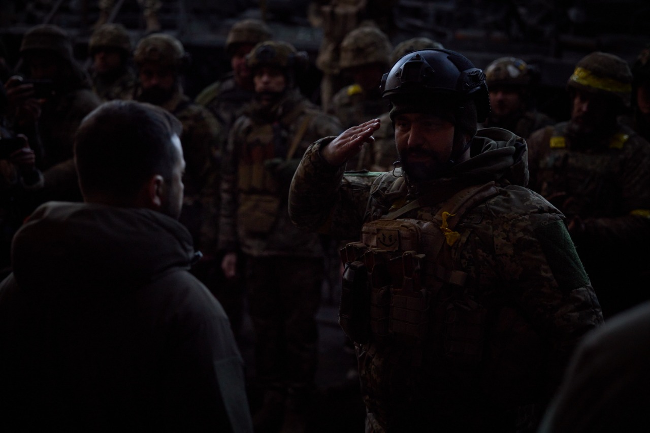 Зеленский приехал в Бахмут