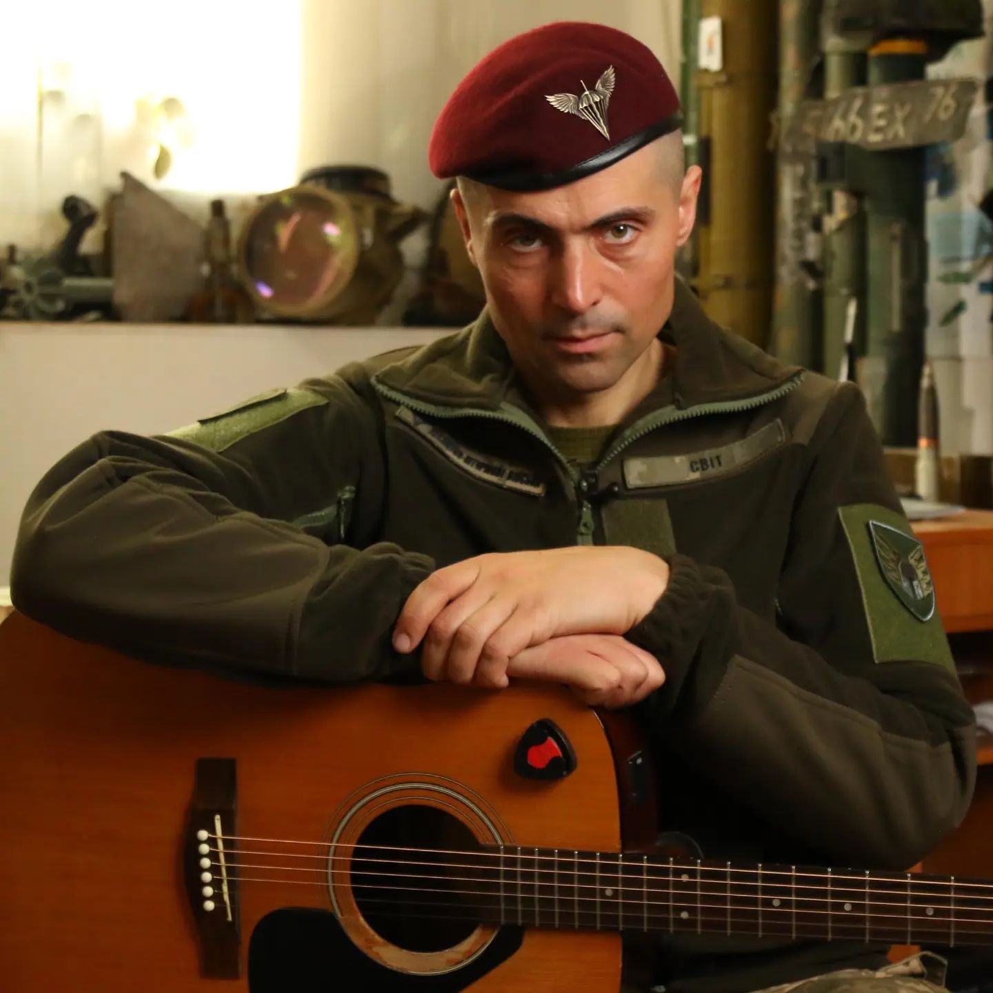 Під Соледаром поранено відомого українського актора: що відомо