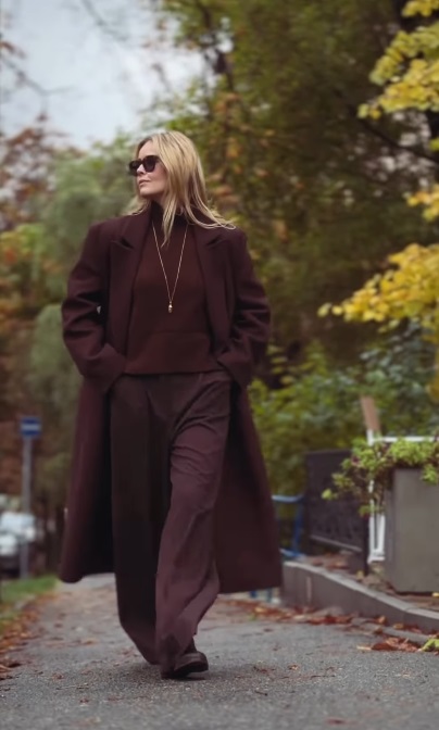 Катерина Кузнєцова показала стильний total look: як носити головний колір 2025 року