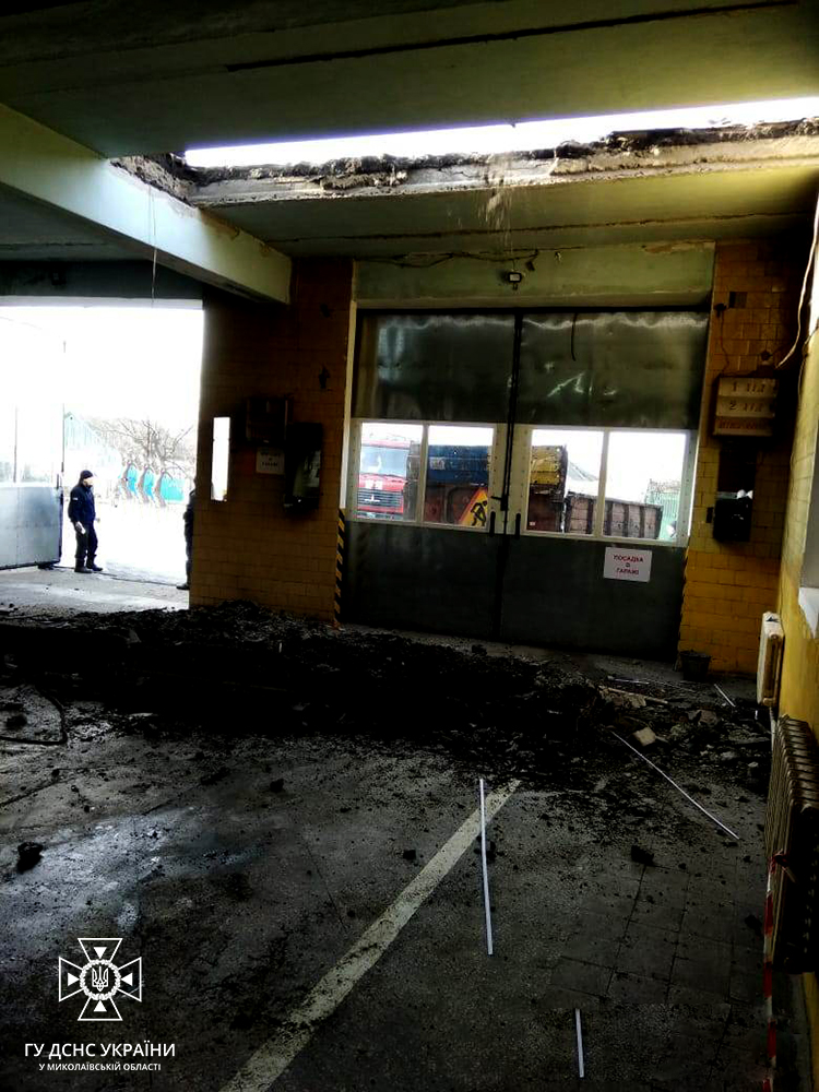 В Очакові росіяни ранком 1 січня обстріляли житловий сектор та пожежну частину