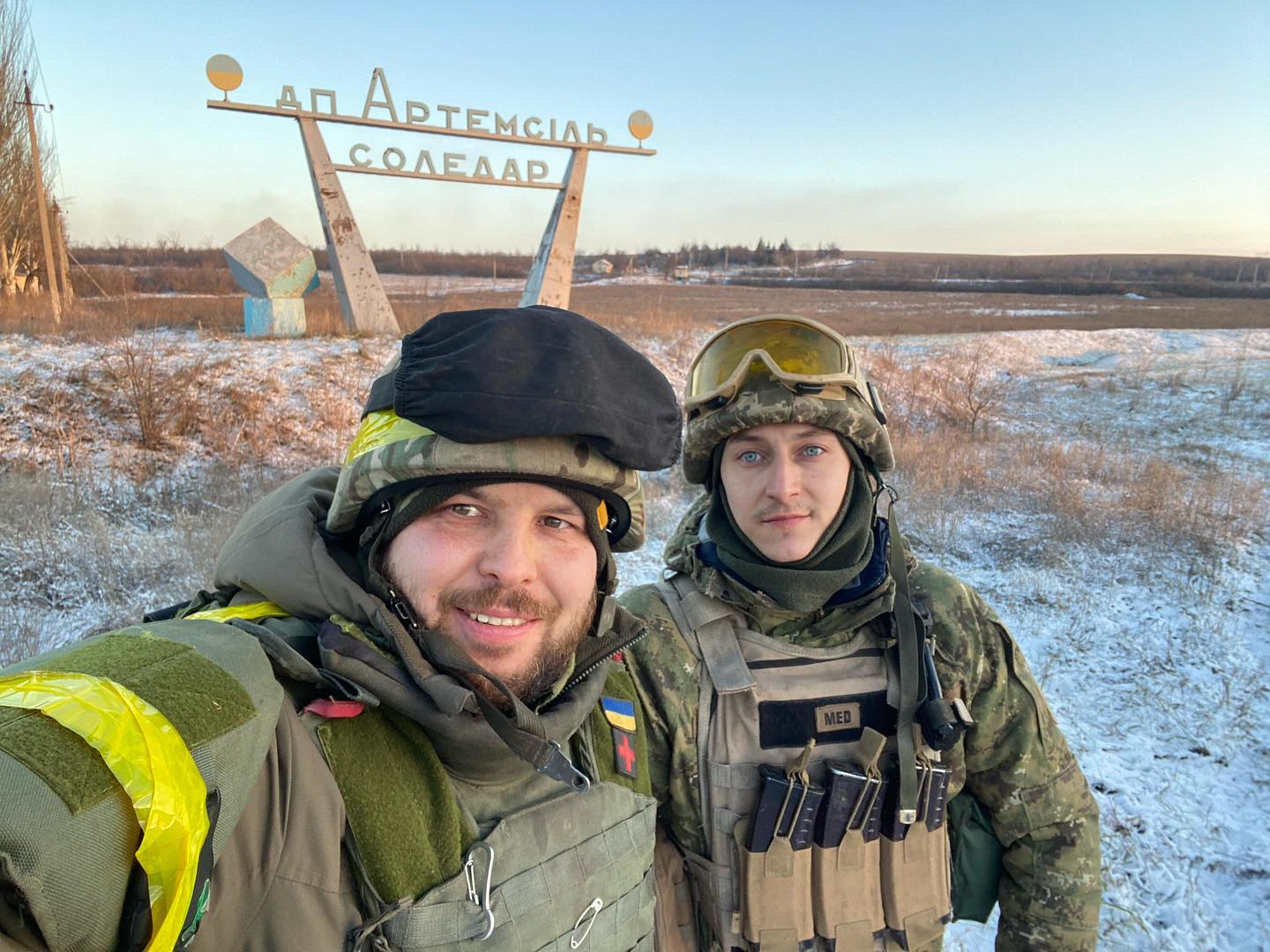 "У наших справах наша слава". Історії військового, медика та волонтерки, які добровільно стали на захист України