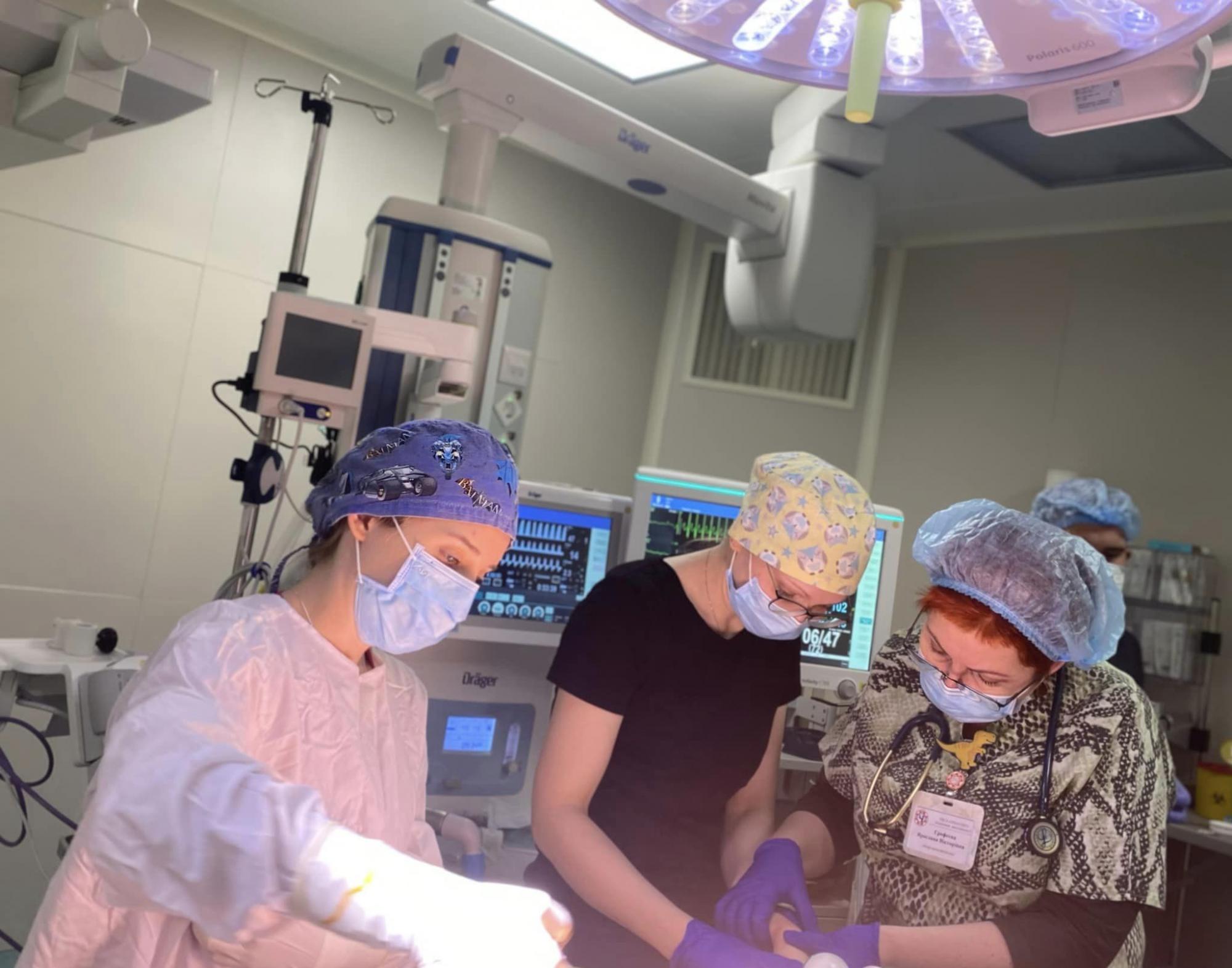 В Киеве 3-летний мальчик проглотил магниты и месяц жил с ними: родители не догадывались